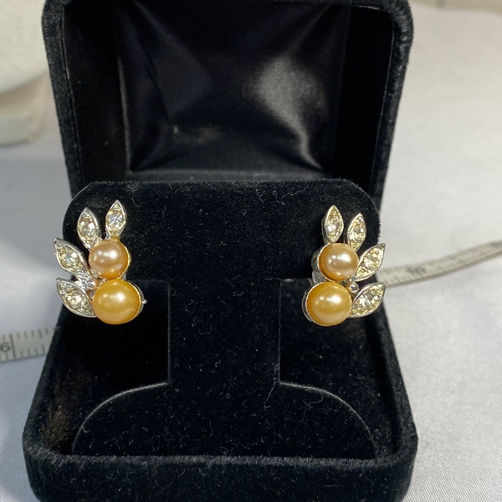 Vintage Lisner pearl bead and rhinestone embellished earrings